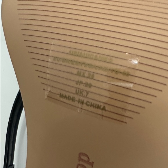 NWOT The Drop Black Strappy Slide Sandals Wide Narrow Wedge SZ 9 3.5” heel - Picture 4 of 6